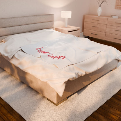 Velveteen Plush Blanket — "Travel Happy" Cozy Throw for Travelers & Gifts